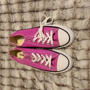 NWOT Converse Purple/Pink